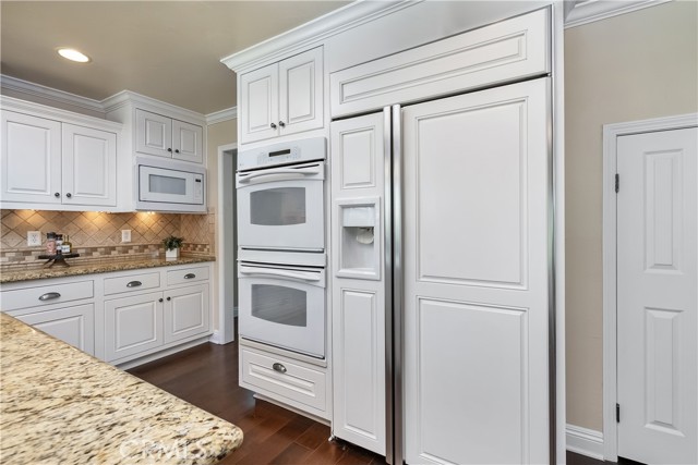 10154 Whispering Forest Drive, Rancho Cucamonga CA: https://media.crmls.org/medias/bd242013-2646-40e0-a76f-68458e6753e8.jpg