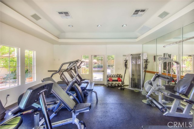 Detail Gallery Image 26 of 32 For 120 Gallery Way, Tustin,  CA 92782 - 3 Beds | 2/1 Baths