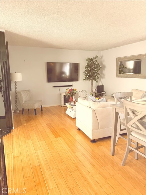 Detail Gallery Image 9 of 24 For 5300 Fairview #19,  Los Angeles,  CA 90056 - 2 Beds | 1 Baths