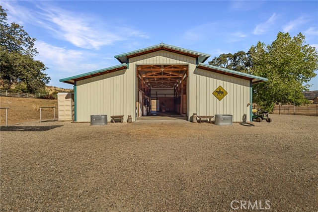 Detail Gallery Image 2 of 67 For 3811 Echo Mountain Road, Butte Valley,  CA 95965 - 5 Beds | 4/2 Baths