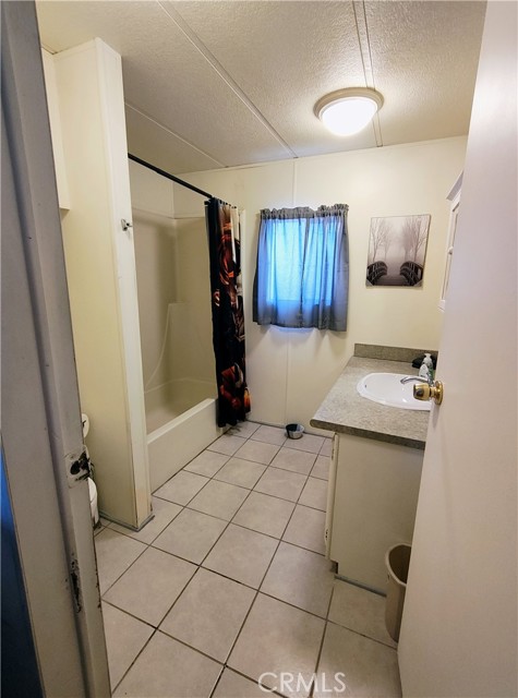 Detail Gallery Image 5 of 25 For 17640 Corkill Rd #17,  Desert Hot Springs,  CA 92241 - 2 Beds | 1 Baths