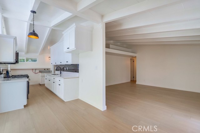 Detail Gallery Image 5 of 19 For 10931 Groveside Ave, Whittier,  CA 90603 - 4 Beds | 2 Baths