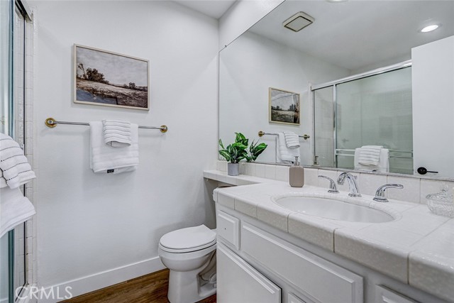 Detail Gallery Image 29 of 39 For 501 Herondo #18,  Hermosa Beach,  CA 90254 - 3 Beds | 2 Baths