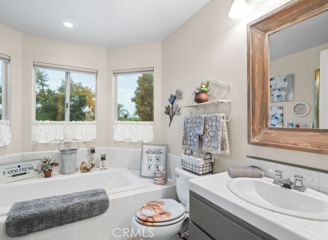 Detail Gallery Image 26 of 35 For 40525 via Francisco, Murrieta,  CA 92562 - 2 Beds | 2/1 Baths