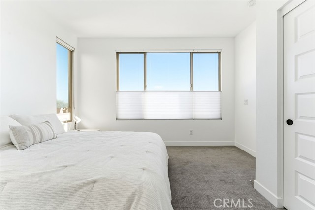 Detail Gallery Image 21 of 35 For 70 Ebb Tide, Newport Beach,  CA 92663 - 3 Beds | 3/1 Baths