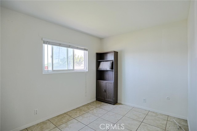 Detail Gallery Image 13 of 43 For 7586 El Prado, Buena Park,  CA 90620 - 5 Beds | 3 Baths