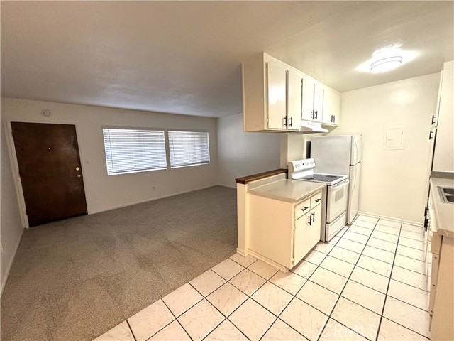 Detail Gallery Image 11 of 24 For 360 Gladys Ave #10,  Long Beach,  CA 90814 - 1 Beds | 1 Baths