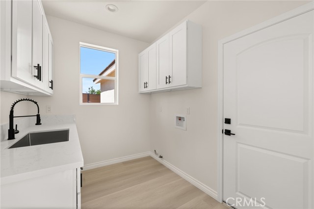 Detail Gallery Image 19 of 36 For 5978 Copperfield Ave, Riverside,  CA 92506 - 5 Beds | 4/1 Baths