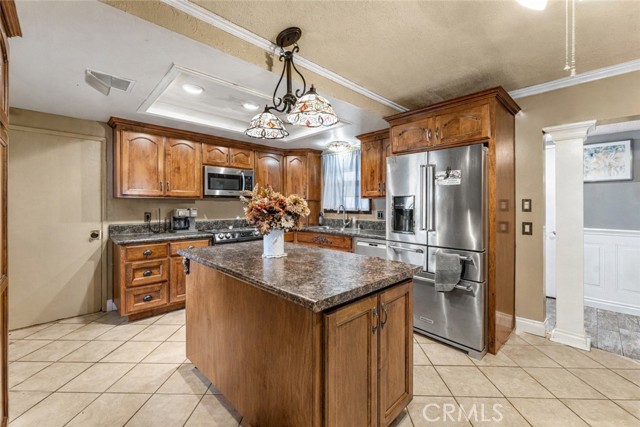 Detail Gallery Image 5 of 36 For 1406 Carey Ave, Brea,  CA 92821 - 4 Beds | 2 Baths