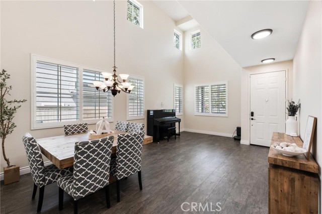 Detail Gallery Image 8 of 64 For 34684 Yale Dr, Yucaipa,  CA 92399 - 4 Beds | 2/1 Baths