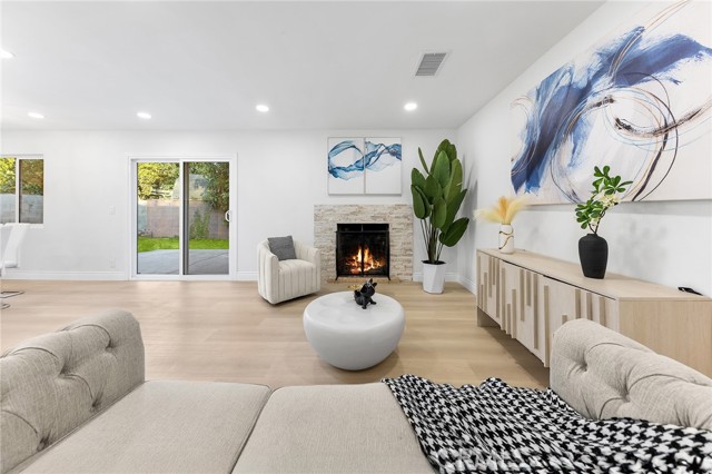 Detail Gallery Image 5 of 24 For 1326 Mayland Ave, La Puente,  CA 91746 - 4 Beds | 2 Baths