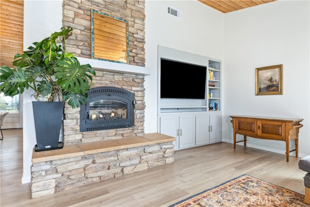 Detail Gallery Image 23 of 66 For 5530 El Pharo, Paso Robles,  CA 93446 - 5 Beds | 2/1 Baths