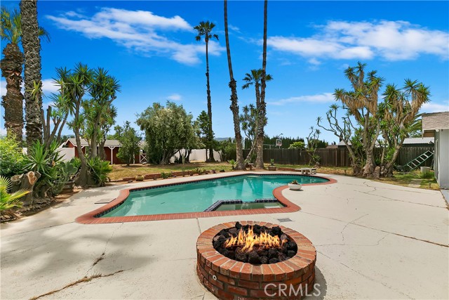 Image 3 for 2070 Paddock Ln, Norco, CA 92860