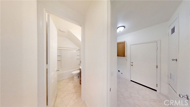 Detail Gallery Image 8 of 18 For 11363 Deerfield Dr, Yucaipa,  CA 92399 - 5 Beds | 3 Baths