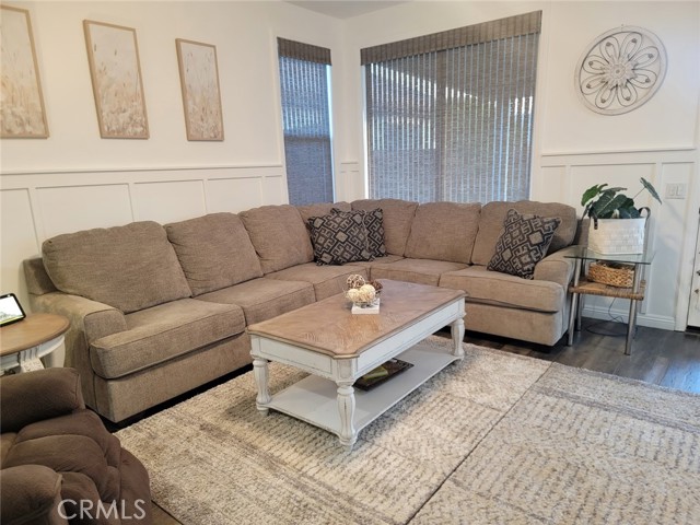 7819 Hagen Circle, Hemet CA: https://media.crmls.org/medias/bd2f23d4-3e8b-43d4-b940-471e39b5f92a.jpg