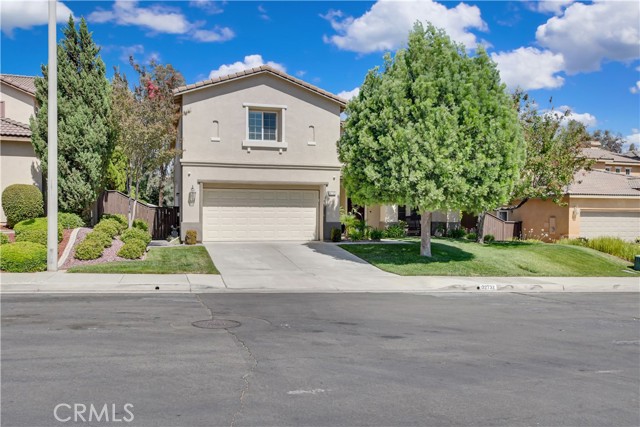 Detail Gallery Image 1 of 1 For 32732 Campo Dr, Temecula,  CA 92592 - 4 Beds | 3 Baths