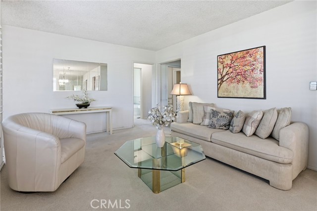 Detail Gallery Image 8 of 47 For 421 Sycamore Avenue, Brea,  CA 92821 - 2 Beds | 2 Baths