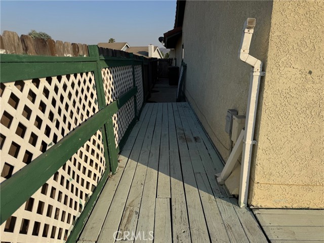 30041 Windward Drive, Canyon Lake CA: https://media.crmls.org/medias/bd30668b-21a7-4479-80cc-89fd1e0026ea.jpg