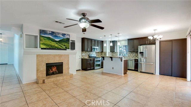 Detail Gallery Image 8 of 40 For 23405 Cheyenne Canyon Dr, Menifee,  CA 92587 - 4 Beds | 3 Baths
