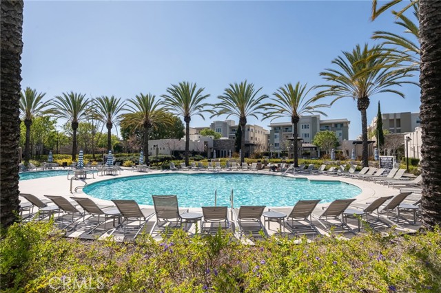 Detail Gallery Image 32 of 58 For 5341 Strand #105,  Hawthorne,  CA 90250 - 2 Beds | 2/1 Baths