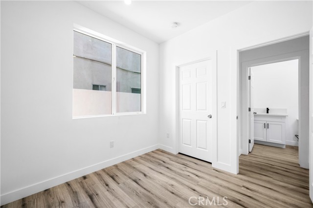 Detail Gallery Image 11 of 32 For 10857 Morrison #1/2,  North Hollywood,  CA 91601 - 4 Beds | 3 Baths