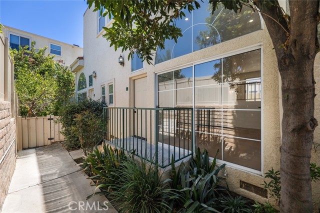2 Bed Home for Sale in Sherman Oaks, California