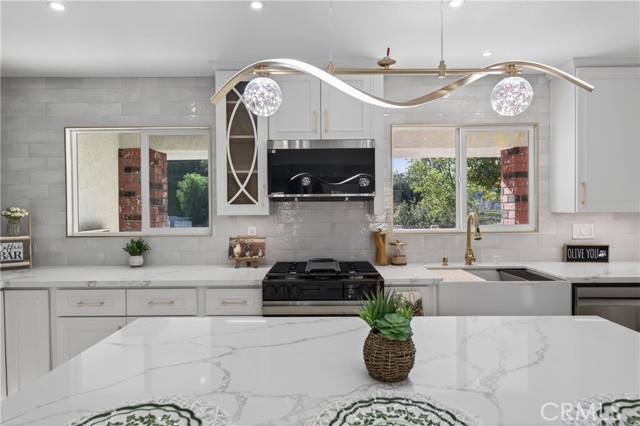 Detail Gallery Image 21 of 68 For 11891 San Timoteo Canyon Rd, Redlands,  CA 92373 - 4 Beds | 4 Baths