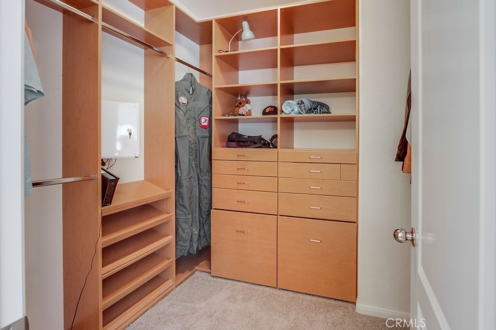 MLS #OC25182167 img 36