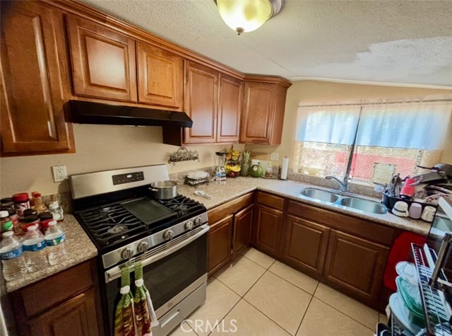 Detail Gallery Image 17 of 23 For 16739 Upland, Fontana,  CA 92335 - 3 Beds | 1/1 Baths