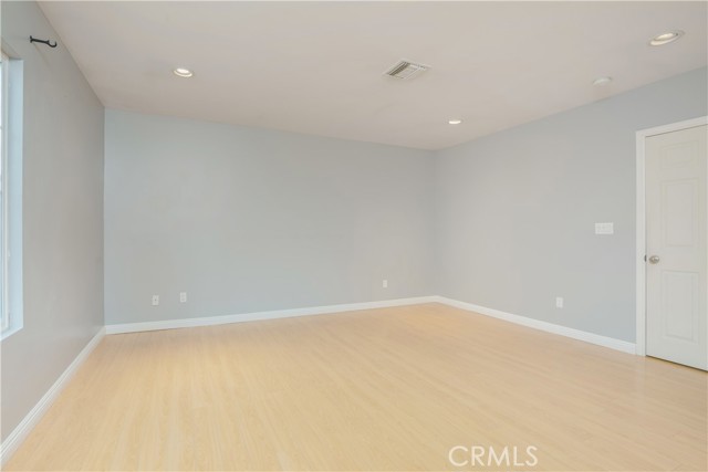 Detail Gallery Image 18 of 50 For 1420 N Frederic, Burbank,  CA 91505 - 3 Beds | 2/1 Baths