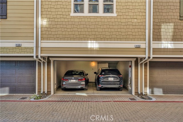 Detail Gallery Image 26 of 26 For 14102 W Chapparel Ln, Van Nuys,  CA 91405 - 2 Beds | 2/1 Baths