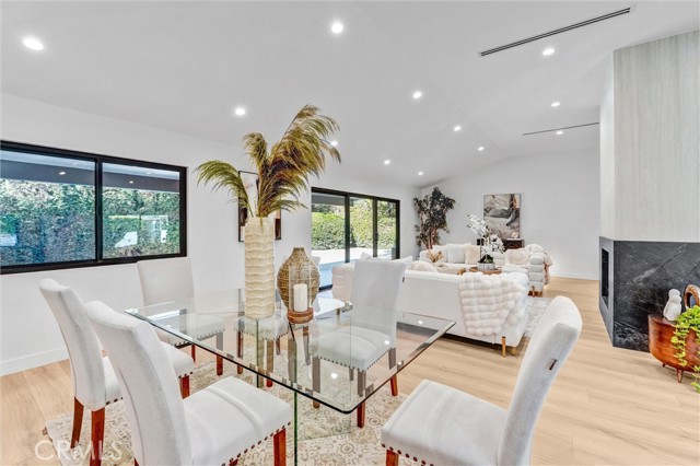 6847 Katherine, Van Nuys CA: https://media.crmls.org/medias/bd3282ca-a1f5-4ee2-947e-4f026a8e04f3.jpg