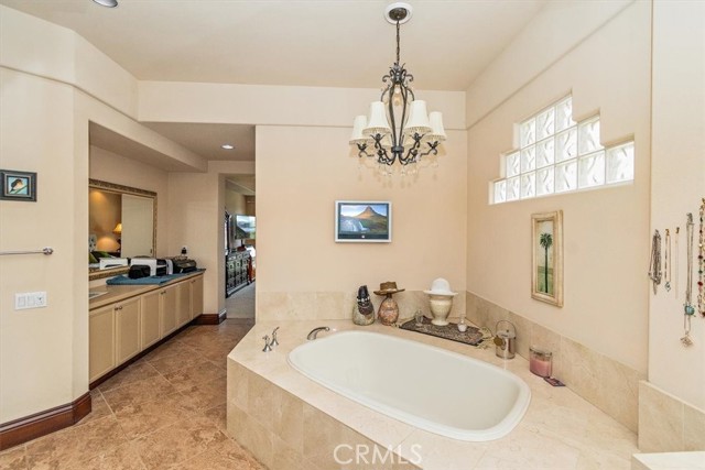 Detail Gallery Image 42 of 51 For 79370 Mission Dr. West, La Quinta,  CA 92253 - 3 Beds | 3 Baths