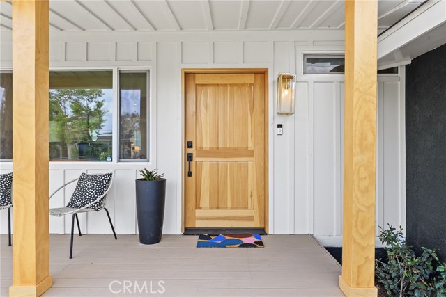 2902 Ladoga Avenue, Long Beach CA: https://media.crmls.org/medias/bd3401e8-c973-4c7f-93e4-3a0c7223ae42.jpg