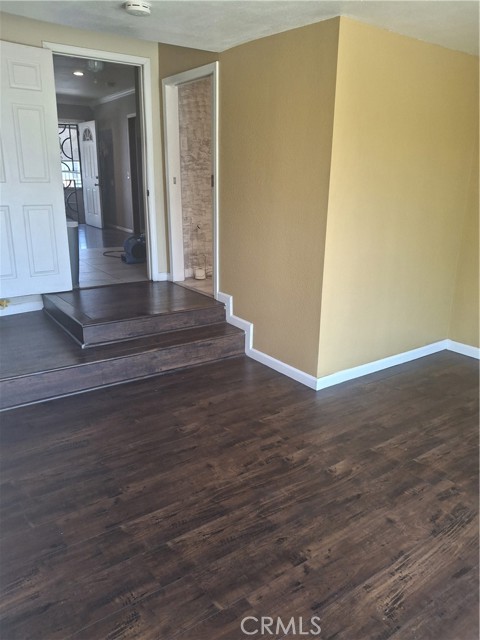 Detail Gallery Image 5 of 6 For 14502 S Keene Ave, Compton,  CA 90220 - 2 Beds | 1 Baths
