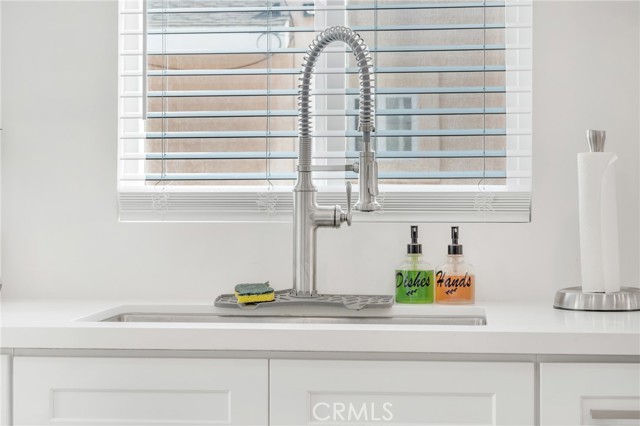 Detail Gallery Image 5 of 41 For 5814 7th Ave, Los Angeles,  CA 90043 - 2 Beds | 1 Baths