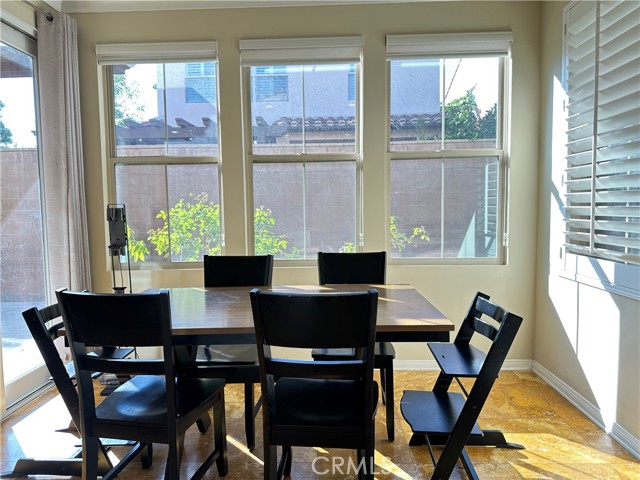 Detail Gallery Image 6 of 30 For 99 Devonshire, Irvine,  CA 92620 - 3 Beds | 2/1 Baths