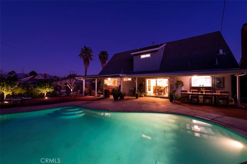 23711 Cavanaugh Road, Lake Forest, CA 92630