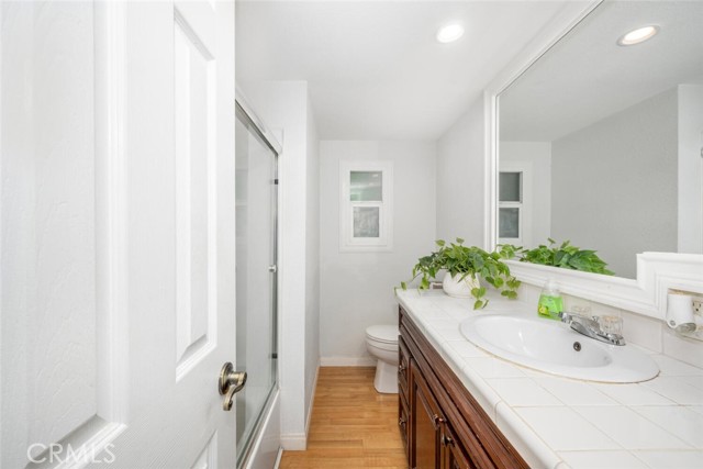 Detail Gallery Image 33 of 56 For 6229 E Golden Sands Dr #193,  Long Beach,  CA 90803 - 2 Beds | 2 Baths