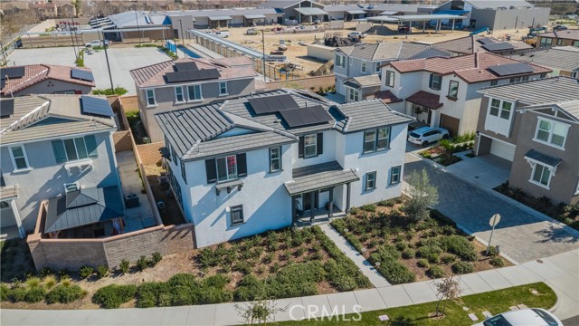 Detail Gallery Image 2 of 29 For 3873 Cranbrook Paseo, Ontario,  CA 91761 - 4 Beds | 3 Baths