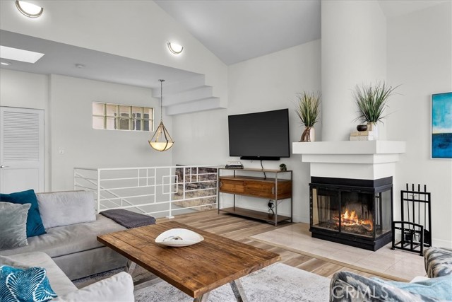 4216 Highland Avenue, Manhattan Beach, California 90266, 2 Bedrooms Bedrooms, ,2 BathroomsBathrooms,Residential,Sold,Highland,SB22108574