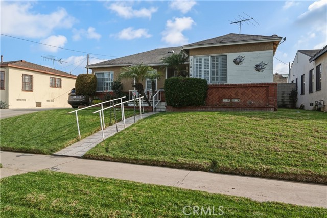 Detail Gallery Image 3 of 19 For 11016 S, Van Ness, Los Angeles,  CA 90047 - 3 Beds | 2 Baths