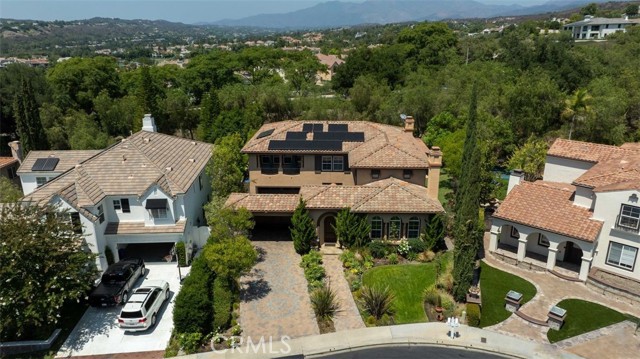 6 Marble Creek Lane, Coto de Caza CA: https://media.crmls.org/medias/bd371822-0b5e-4cba-a153-e6884128a96d.jpg