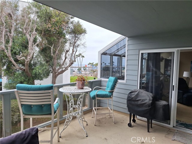 Detail Gallery Image 11 of 12 For 250 the Village #113,  Redondo Beach,  CA 90277 - 1 Beds | 1 Baths