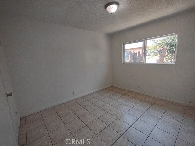 Detail Gallery Image 8 of 11 For 1685 S Reservoir St, Pomona,  CA 91766 - 2 Beds | 1 Baths