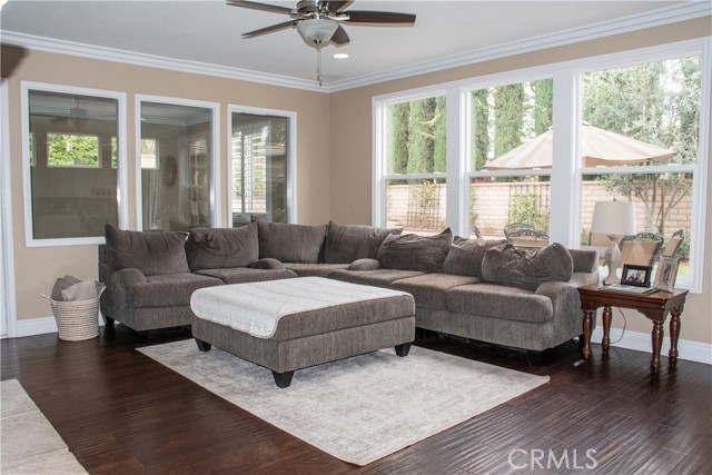 1671 Fairway Drive, Corona CA: https://media.crmls.org/medias/bd3809b7-b4f5-4a03-b718-c0495a458a7e.jpg