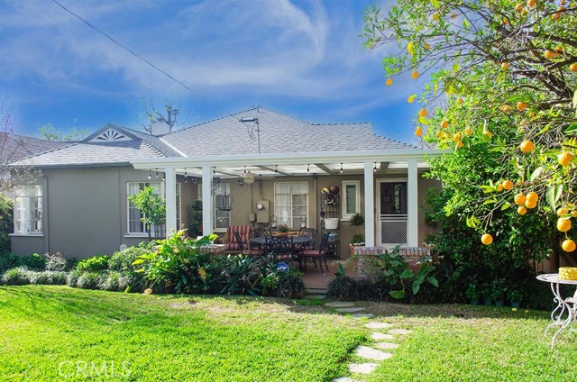 Detail Gallery Image 10 of 27 For 2151 E Mountain St, Pasadena,  CA 91104 - 3 Beds | 2 Baths