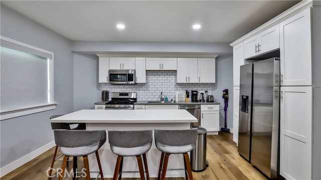408 S Flower Street, Santa Ana CA: https://media.crmls.org/medias/bd3864ca-90f4-4eb8-b82e-ceac227d072b.jpg
