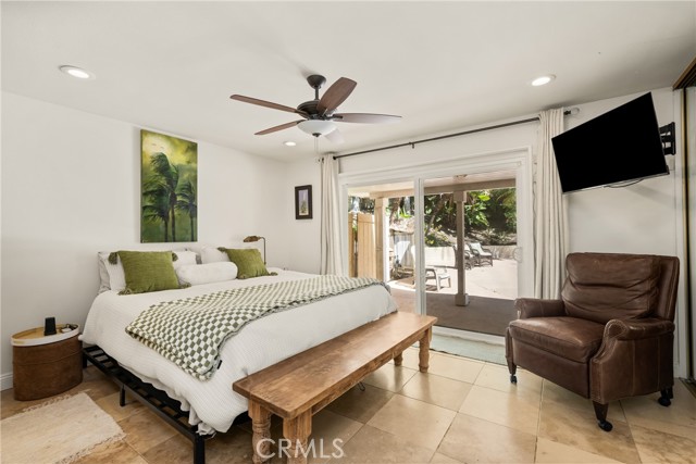 17927 Sun Hill Drive, Yorba Linda CA: https://media.crmls.org/medias/bd38aa60-619b-411b-a0bf-b4622a80578d.jpg