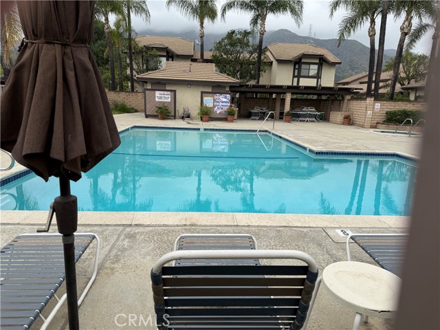 860 Swiss Trail, Duarte CA: https://media.crmls.org/medias/bd3ae44d-aad9-4d3c-9b00-6596799e01e4.jpg